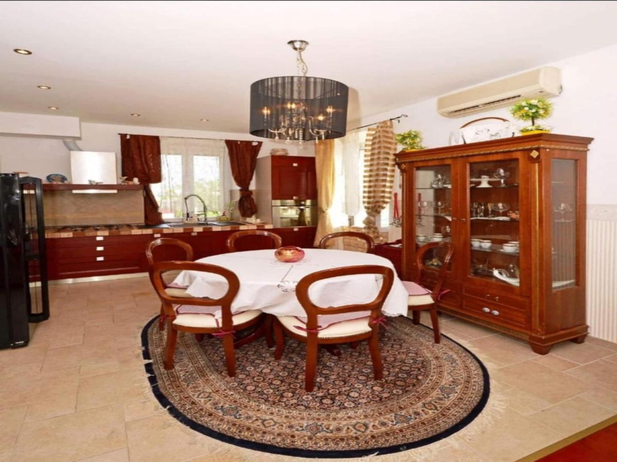 Vranjic Apartment Villa Bepe מראה חיצוני תמונה